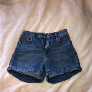 American Eagle High Rise Mom Short